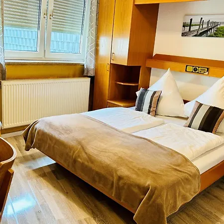 Adler Garni Hotel