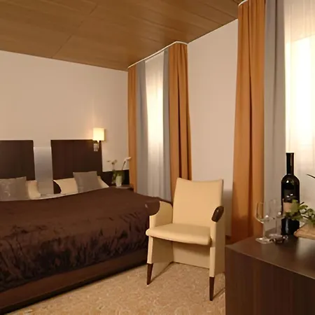 Hotel Adler Garni