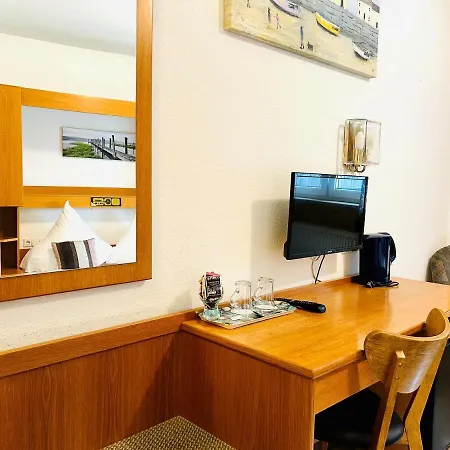 Adler Garni Hotel