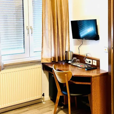 Adler Garni Όστφιλντερν