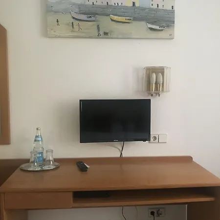 Adler Garni Ξενοδοχείο 3*