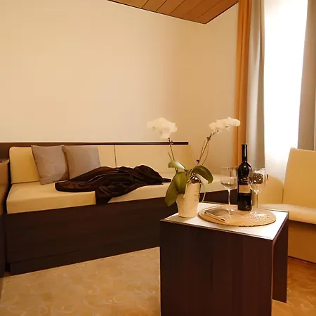 Ξενοδοχείο Adler Garni